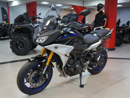 2019 Yamaha MT-09 Tracer (FJ-09), чёрный, 937000 рублей, вид 3