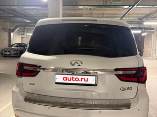 2021 Infiniti QX80 I Рестайлинг 3, белый, 7900000 рублей, вид 3