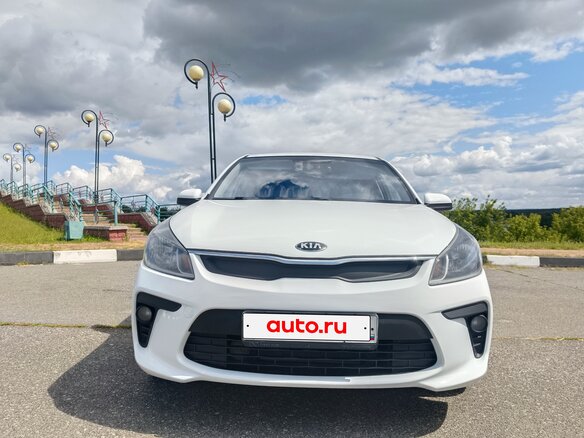 2017 Kia Rio IV, белый, 1490000 рублей - вид 1