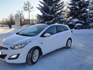 2016 Hyundai i30 II Рестайлинг, белый, 800000 рублей, вид 1