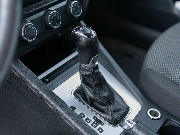 2013 Skoda Octavia III (A7), чёрный, 765000 рублей - вид 13