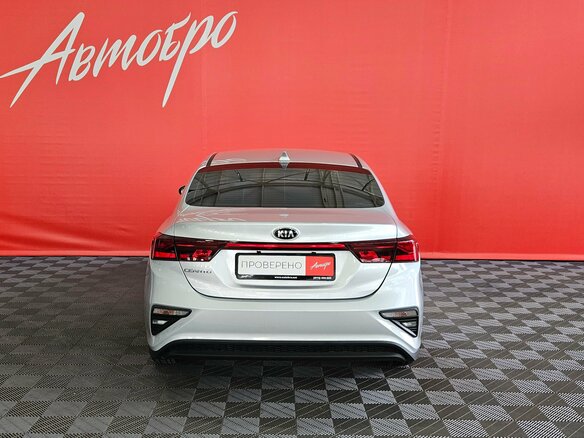 2020 Kia Cerato IV, серебристый - вид 4