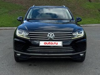 2017 Volkswagen Touareg II Рестайлинг, синий, 3200000 рублей, вид 2