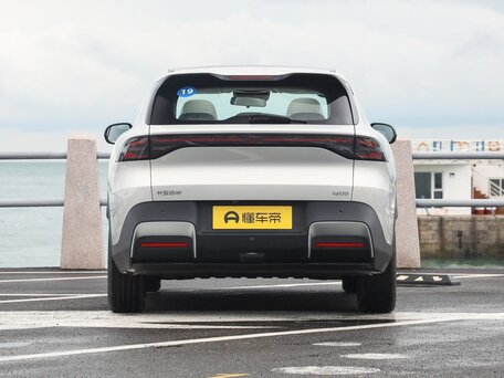 2026 Changan Qiyuan Q05 51.9 kWh II, серебристый, 2266000 рублей, вид 5