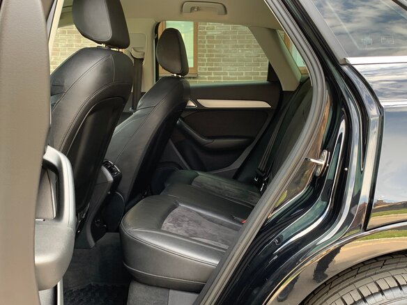 2013 Audi Q3 I (8U), чёрный - вид 36