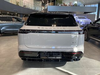 2025 Exeed Exlantix ET, серый, 6990000 рублей, вид 4