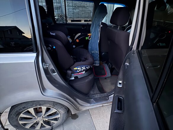 2005 Scion xB I, серый, 400000 рублей - вид 7