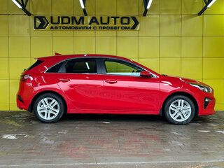 2019 Kia Ceed III, красный, 1699000 рублей, вид 5