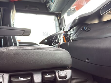 2023 Sinotruk Sitrak C6G, синий, 4549000 рублей, вид 5