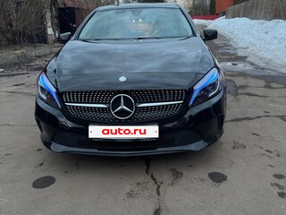 2017 Mercedes-Benz A-Класс 180 III (W176) Рестайлинг, чёрный, 1750000 рублей, вид 2
