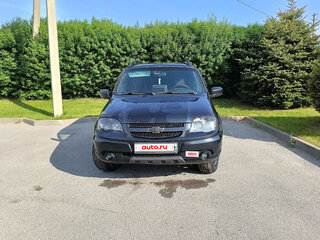 2012 Chevrolet Niva I Рестайлинг, чёрный, 630000 рублей, вид 2