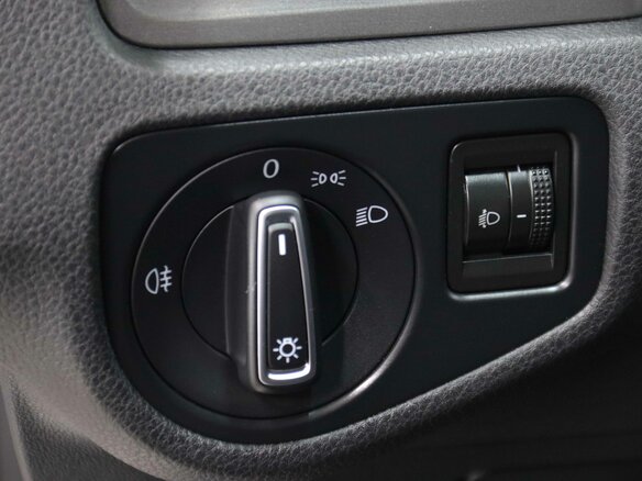 2013 Volkswagen Golf VII, белый, 995170 рублей - вид 24