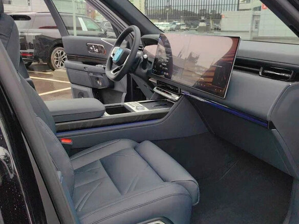 2026 Zeekr 9X 70 kWh, чёрный - вид 13