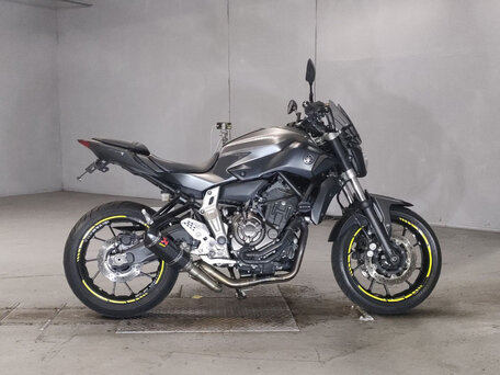 2015 Yamaha MT-07 (FZ-07), серый, 460000 рублей, вид 3