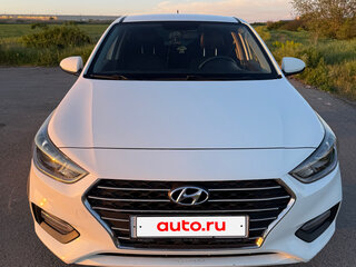 2017 Hyundai Solaris II, белый, 1255000 рублей, вид 2