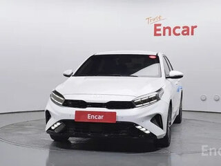 2022 Kia K3 II Рестайлинг, белый, 1730000 рублей, вид 2