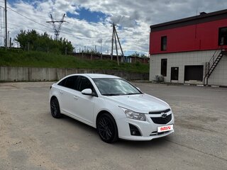 2014 Chevrolet Cruze I Рестайлинг, белый, 850000 рублей, вид 3