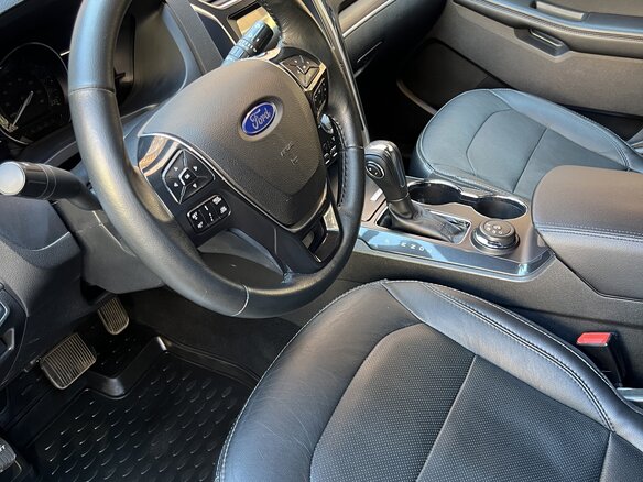 2019 Ford Explorer V Рестайлинг 2, серый, 3500000 рублей - вид 5