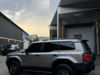 2024 Toyota Land Cruiser Prado 250 Series, серый, 9999000 рублей, вид 2