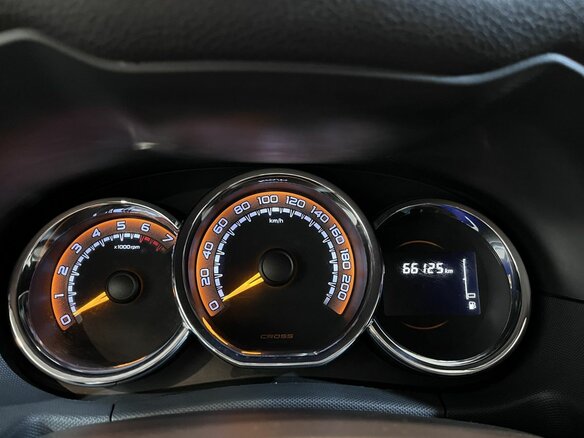 2021 Lada (ВАЗ) Largus Cross I Рестайлинг, коричневый, 1390000 рублей - вид 10