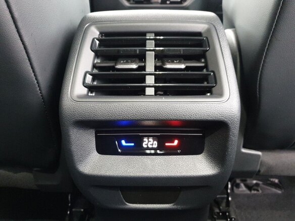 2026 Volkswagen Tiguan III, чёрный, 5239000 рублей - вид 16