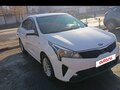 2021 Kia Rio IV Рестайлинг, белый, 1400000 рублей - вид 9