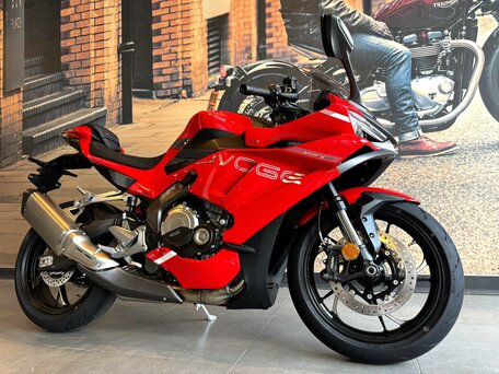 2026 Voge RR500S, красный, 687000 рублей, вид 2