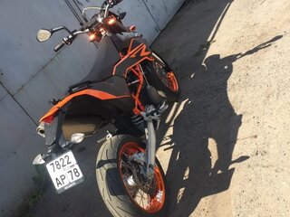 2013 KTM 690 SMC R, оранжевый, 700000 рублей, вид 4