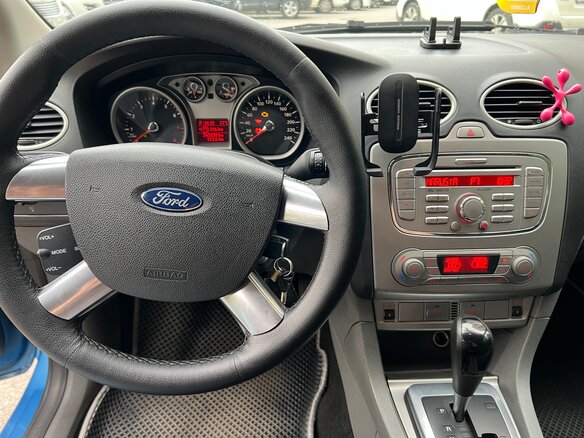 2008 Ford Focus II Рестайлинг, голубой, 500000 рублей - вид 9