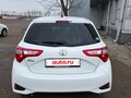 2018 Toyota Vitz III (XP130) Рестайлинг 2, белый, 900000 рублей - вид 9