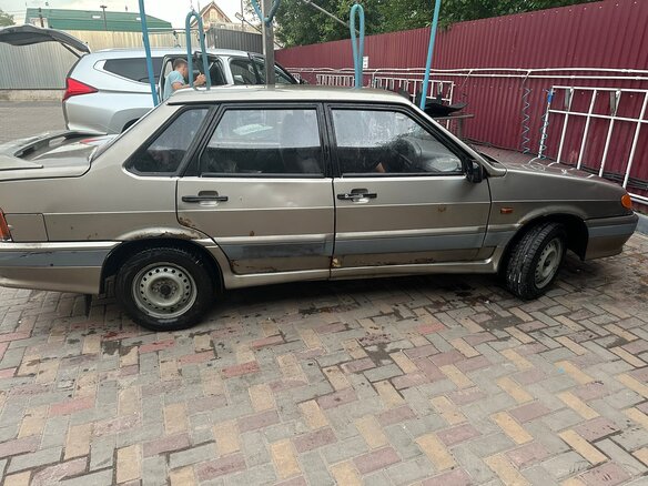 2002 Lada (ВАЗ) 2115, серебристый, 91799 рублей - вид 1