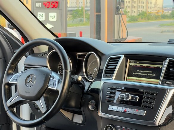 2014 Mercedes-Benz M-Класс 400 III (W166), белый, 2650000 рублей - вид 11