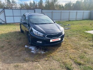 2013 Kia Ceed II, чёрный, 850000 рублей, вид 2