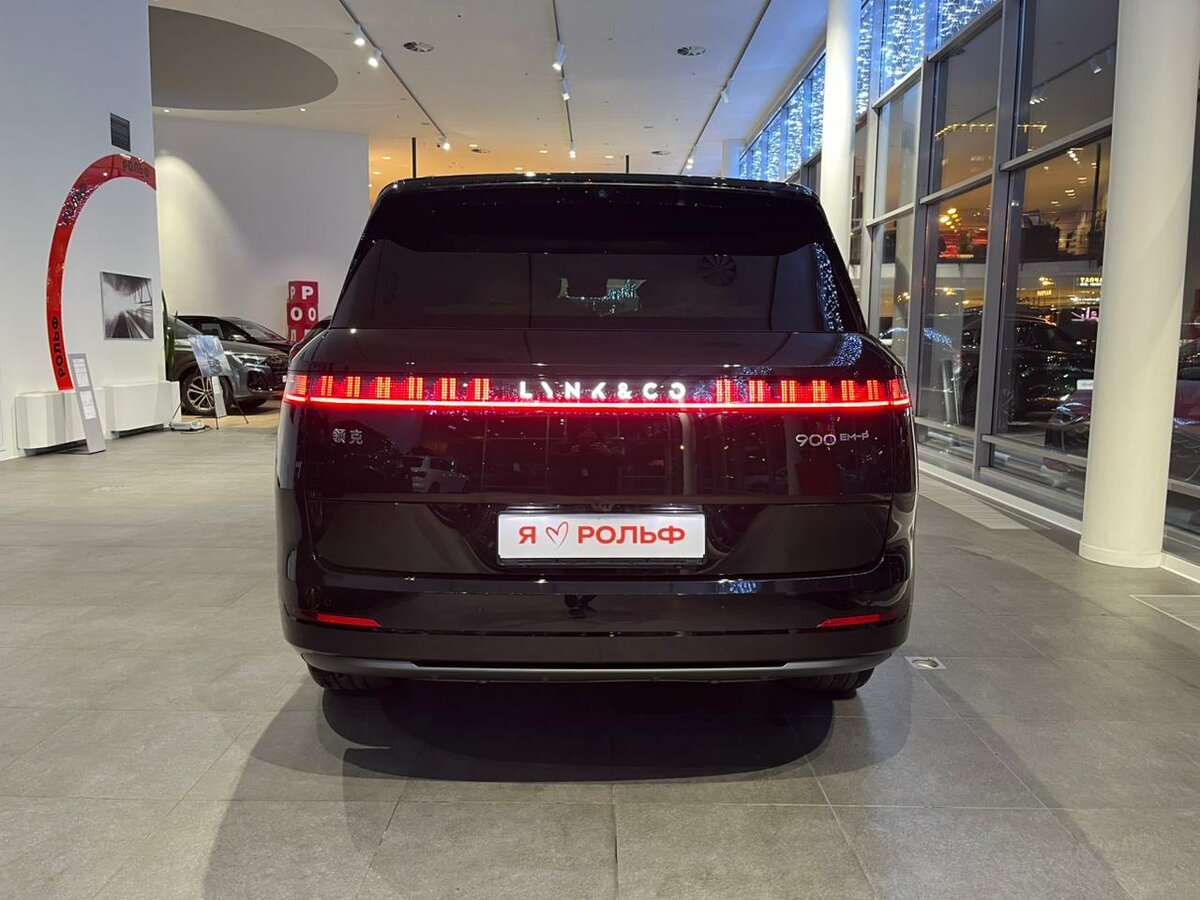 Открыть фотографии: Lynk & Co 900