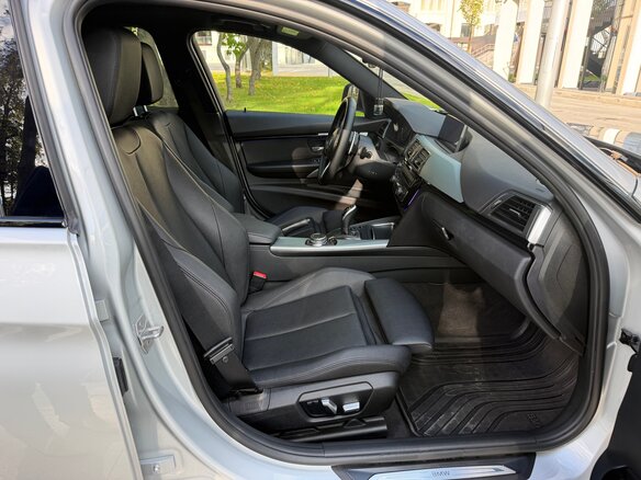 2016 BMW 3 серии 330i VI (F3x) Рестайлинг, серебристый - вид 21