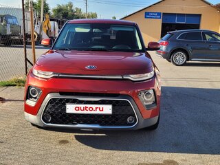 2019 Kia Soul III, красный, 2000000 рублей, вид 3