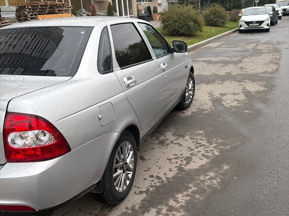 2011 Lada (ВАЗ) Priora I, серебристый