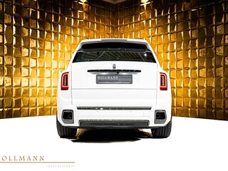 2026 Rolls-Royce Cullinan Black Badge I Рестайлинг (Series II), белый, 61569169 рублей, вид 3