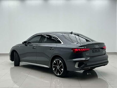 2023 Audi A3 35 TFSI Long IV (8Y), серый, 1650000 рублей, вид 4