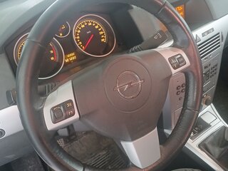 2014 Opel Astra H Рестайлинг, белый, 455000 рублей, вид 4