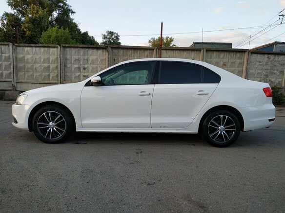 2014 Volkswagen Jetta VI, белый, 1000000 рублей - вид 1