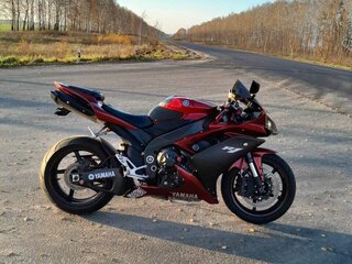2008 Yamaha YZF-R1, красный, 800000 рублей, вид 2