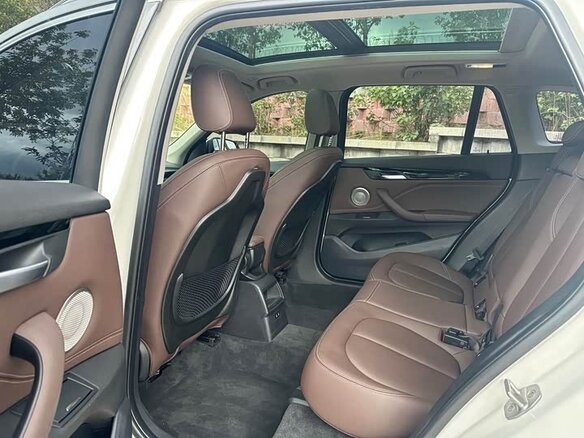 2022 BMW X1 20Li sDrive II (F48) Рестайлинг, белый - вид 9