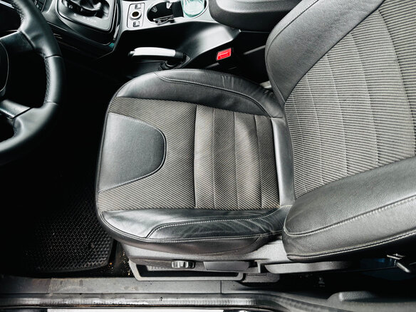 2014 Ford Kuga II, чёрный, 1175000 рублей - вид 10