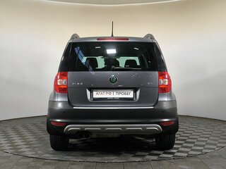 2013 Skoda Yeti I, серый, 970000 рублей, вид 5