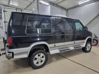 1997 Ford Econoline IV, чёрный, 3550000 рублей, вид 2