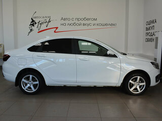 2023 Lada (ВАЗ) Vesta I Рестайлинг (NG), белый, 1319000 рублей, вид 4