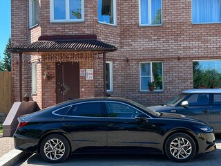 2020 Hyundai Sonata VIII (DN8), чёрный, 2500000 рублей, вид 3