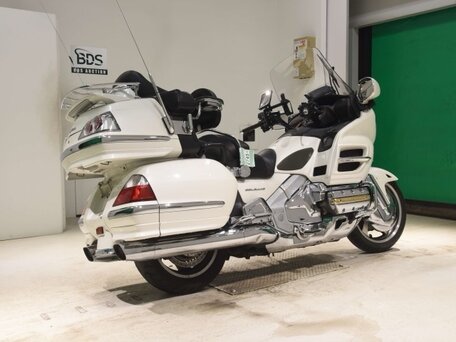 2008 Honda GL 1800 Gold Wing, белый, 813000 рублей, вид 5