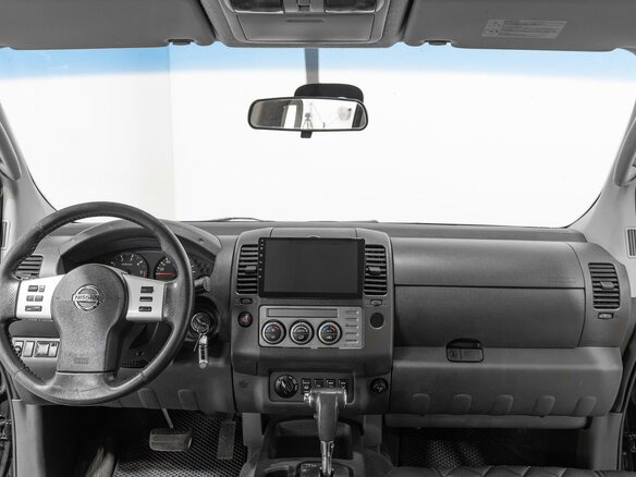 2007 Nissan Navara (Frontier) III (D40), чёрный - вид 6